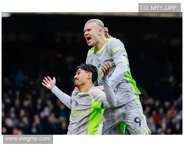 哈兰德抢点绝技再现助力球队逆转胜利展现锋线统治力 哈兰德抢点绝技再现助力球队逆转胜利展现锋线统治力