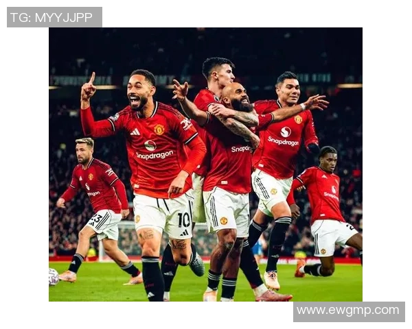 曼联重磅引援:巴黎圣日耳曼球星加盟引发热议 曼联重磅引援:巴黎圣日耳曼球星加盟引发热议