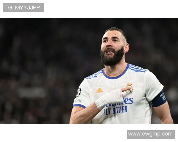 皇马逆袭巴黎，晋级欧冠八强，本泽马梅开二度助球队逆转胜！